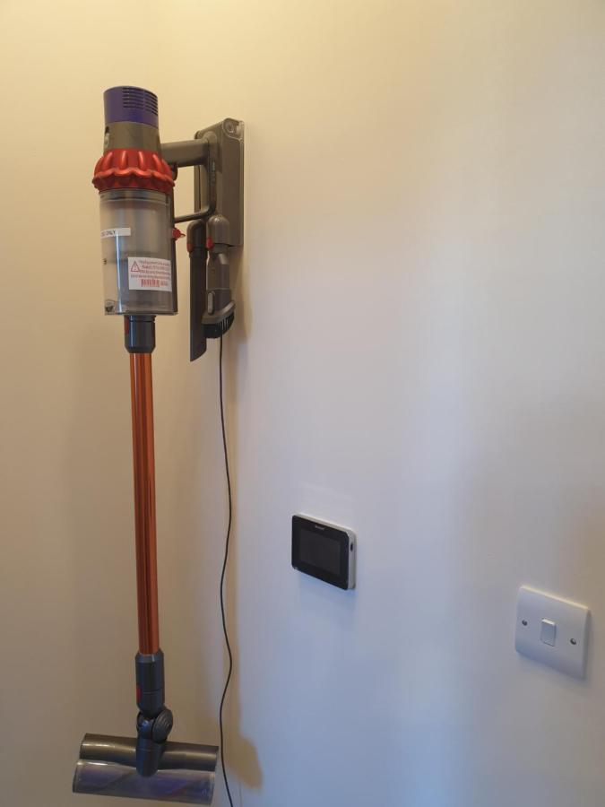 London Luxury Spacious 2 Bedroom Apartment 4 Mins From Ilford Stn. Free Parking 外观 照片