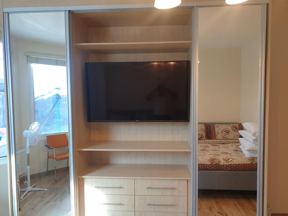 London Luxury Spacious 2 Bedroom Apartment 4 Mins From Ilford Stn. Free Parking 外观 照片