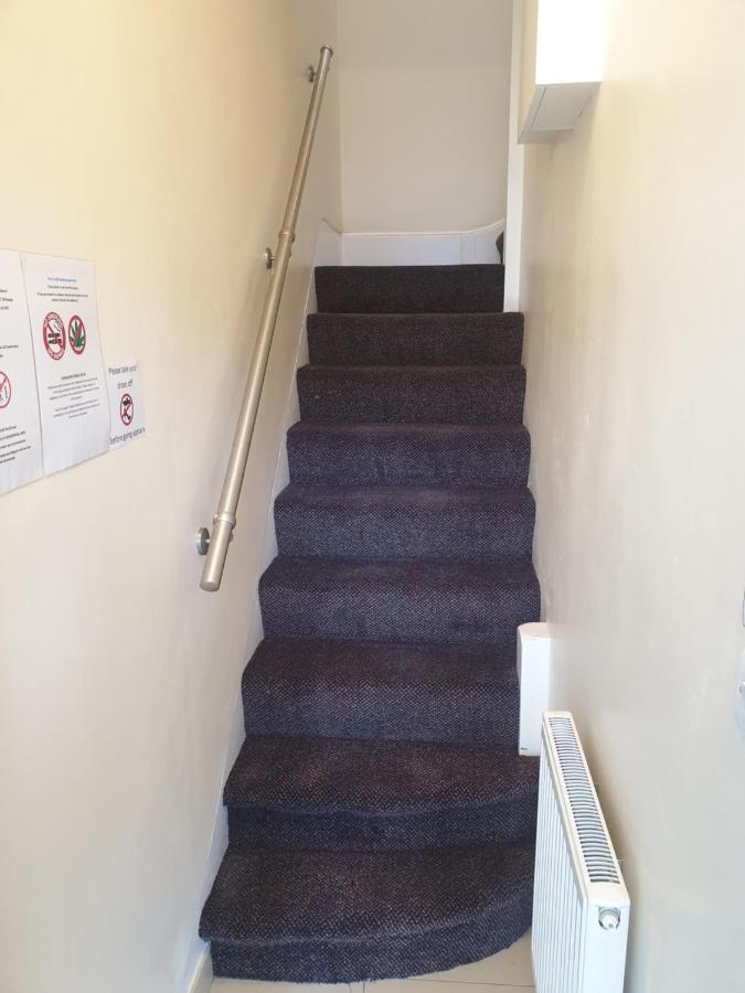 London Luxury Spacious 2 Bedroom Apartment 4 Mins From Ilford Stn. Free Parking 外观 照片