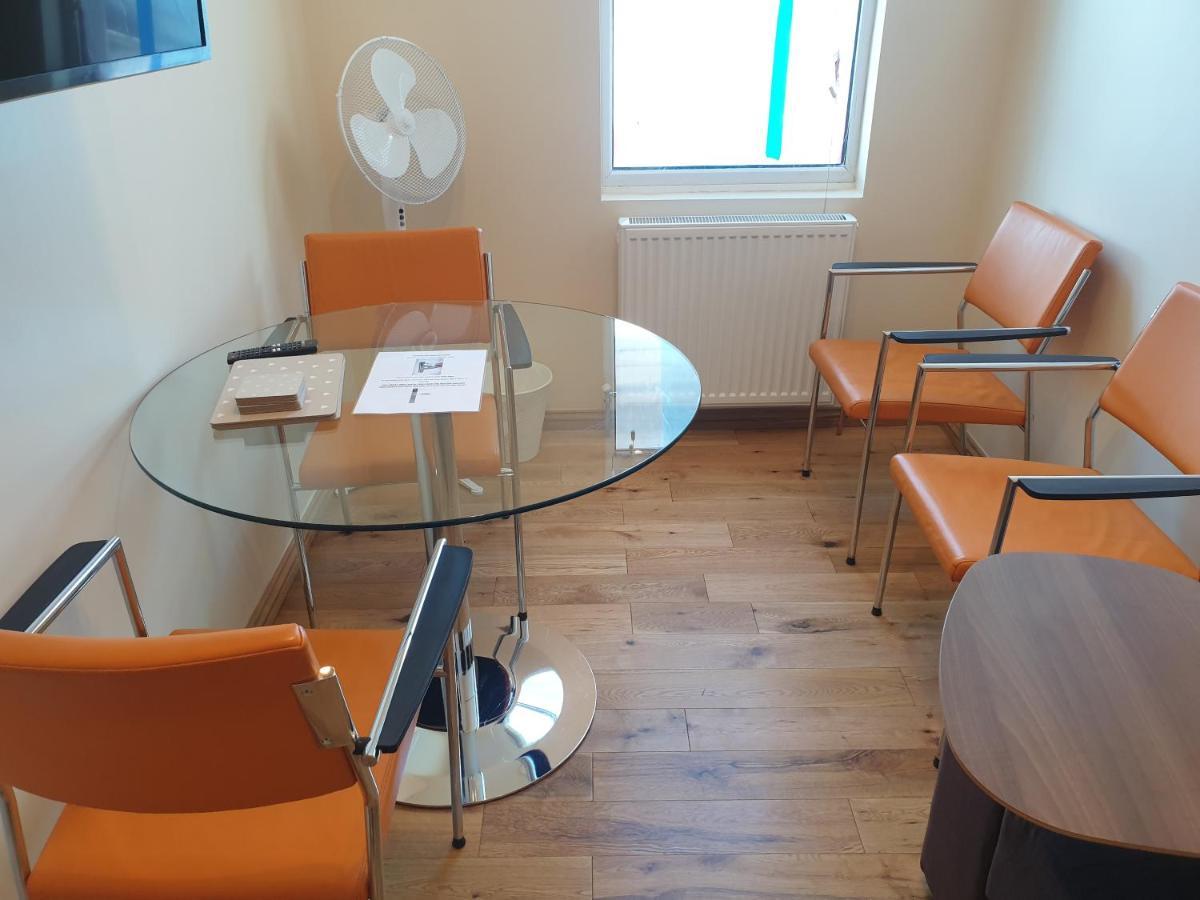 London Luxury Spacious 2 Bedroom Apartment 4 Mins From Ilford Stn. Free Parking 外观 照片